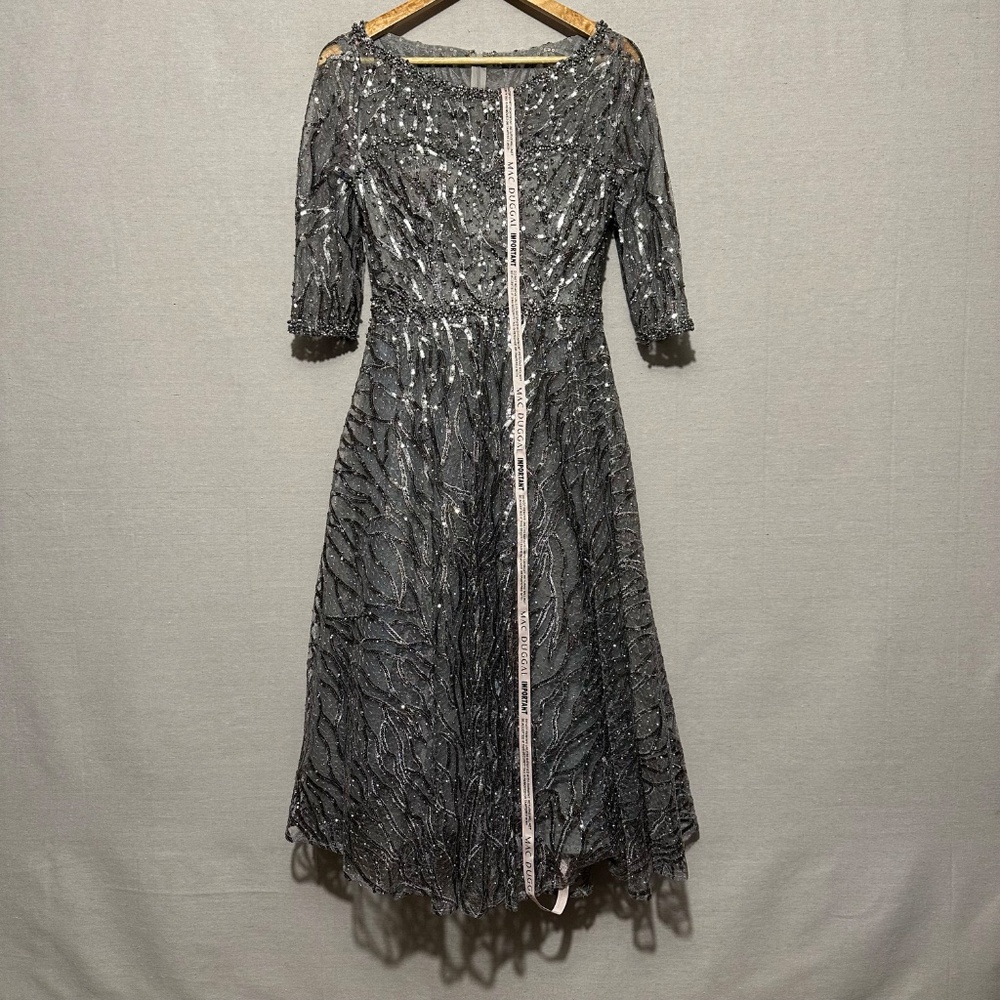 NWT Mac Duggal Embellished 3/4 Sleeve A Line Dress - size 4 - Picture 4 of 8